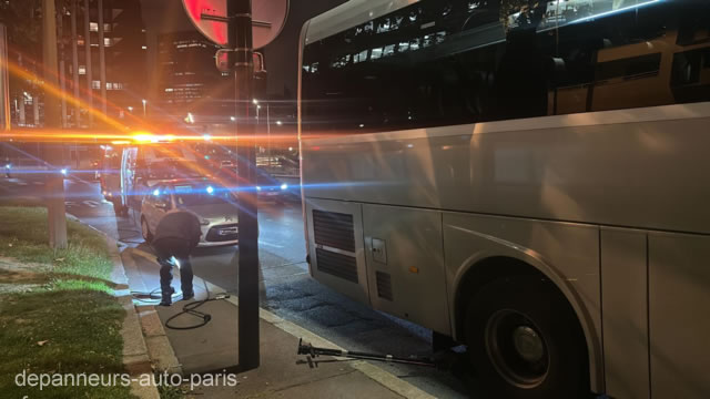Réparation et remplacement pneu crevé 24h/24 à Paris